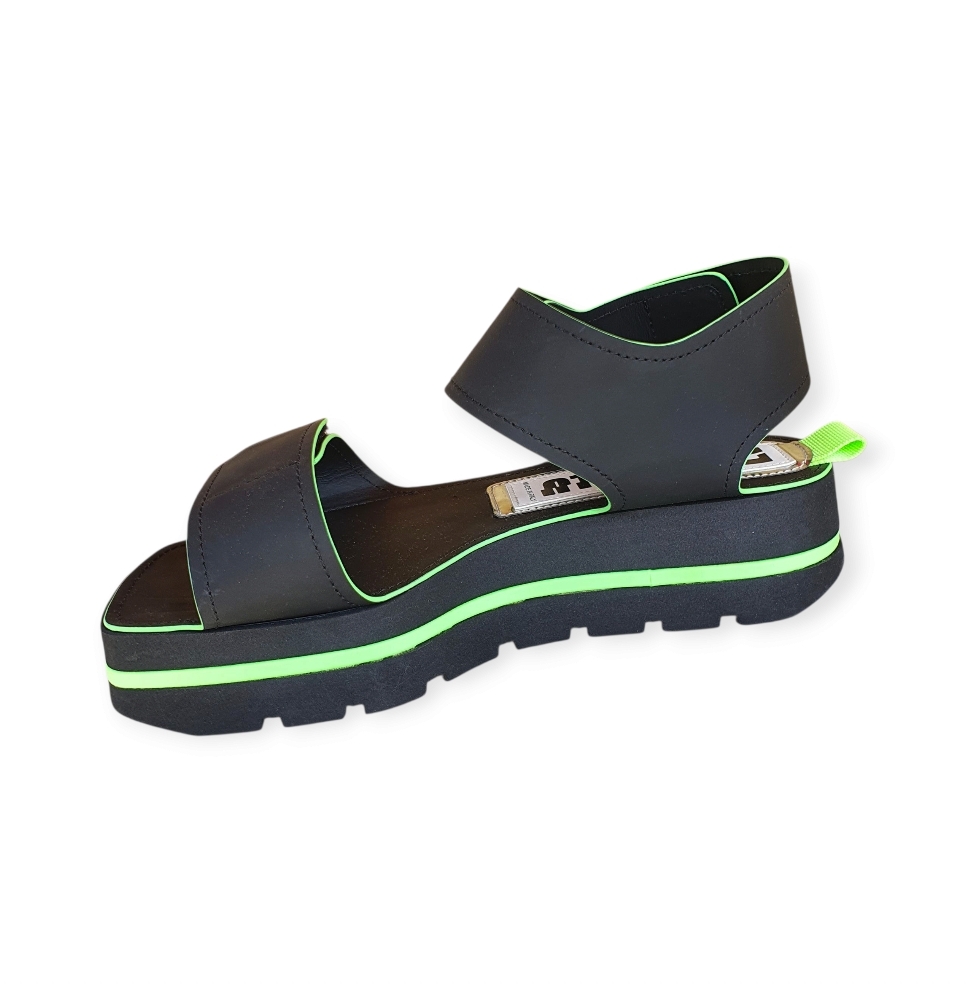 1E XS P116 00 Nero-smile